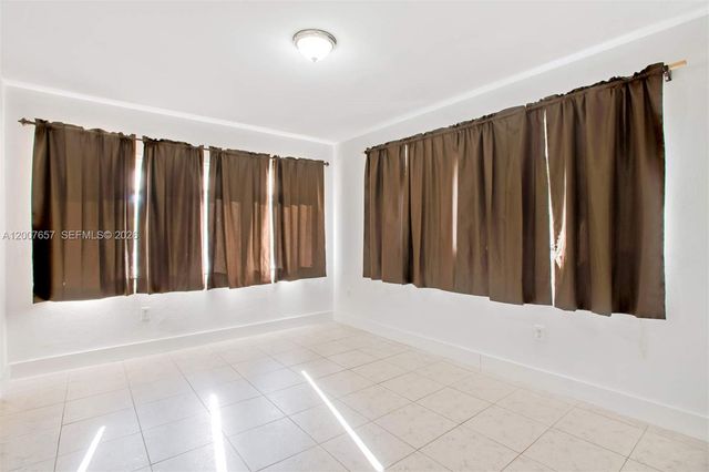 10001 W Bay Harbor Dr 208, Bay Harbor Islands, FL 33154