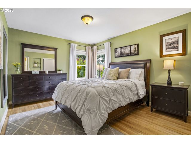 2507 N FARRAGUT St, Portland, OR 97217