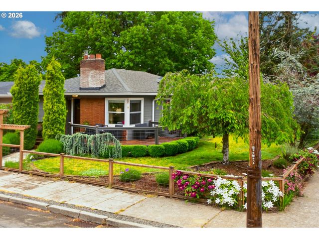 2507 N FARRAGUT St, Portland, OR 97217