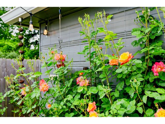 2507 N FARRAGUT St, Portland, OR 97217