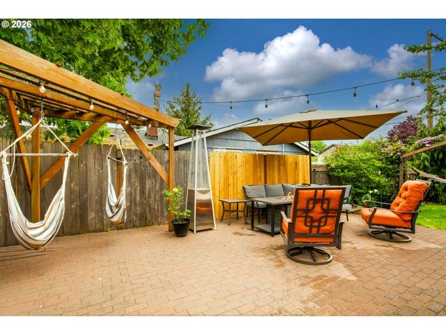 2507 N FARRAGUT St, Portland, OR 97217
