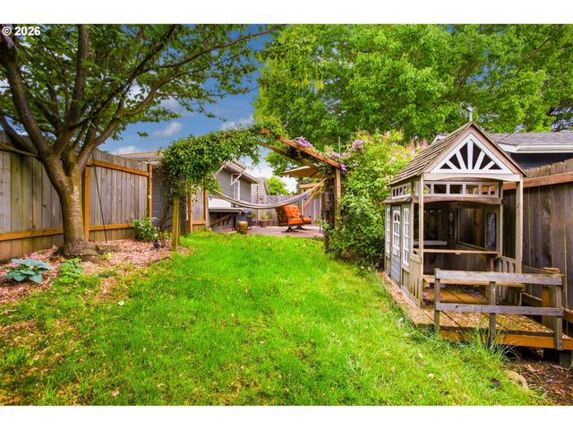 2507 N FARRAGUT St, Portland, OR 97217