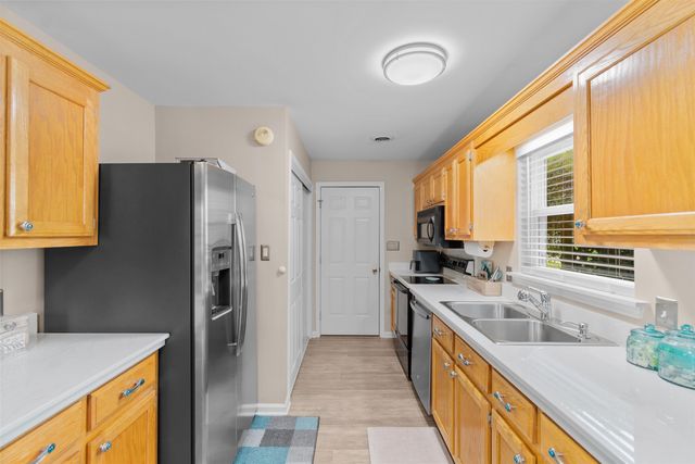 2927 Temperance Dr., Myrtle Beach, SC 29577