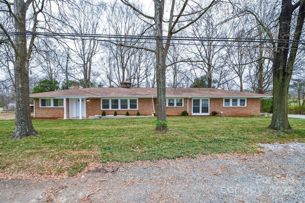 4517 Plyler Mill Road, Monroe, NC 28112