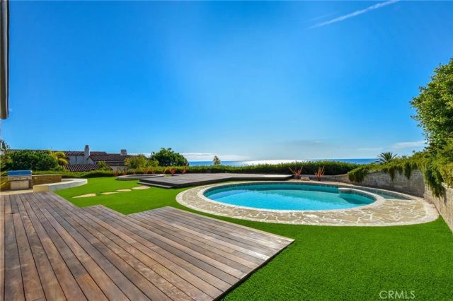 64 Archipelago Drive, Newport Coast, CA 92657