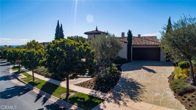 64 Archipelago Drive, Newport Coast, CA 92657