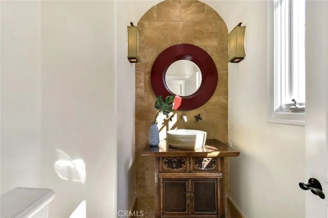 64 Archipelago Drive, Newport Coast, CA 92657