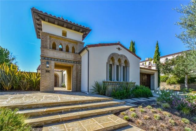 64 Archipelago Drive, Newport Coast, CA 92657