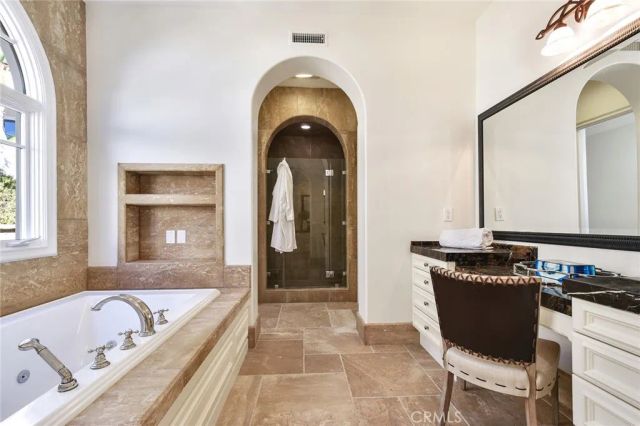 64 Archipelago Drive, Newport Coast, CA 92657