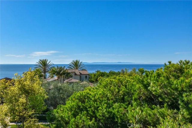 64 Archipelago Drive, Newport Coast, CA 92657