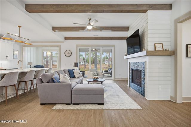 678 Breezewood Drive SE, Bolivia, NC 28422