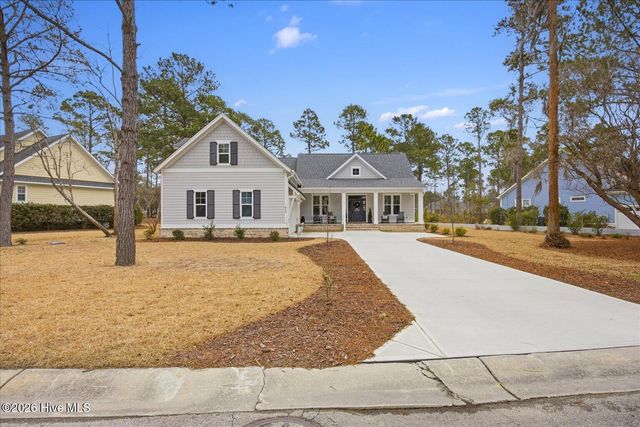 678 Breezewood Drive SE, Bolivia, NC 28422