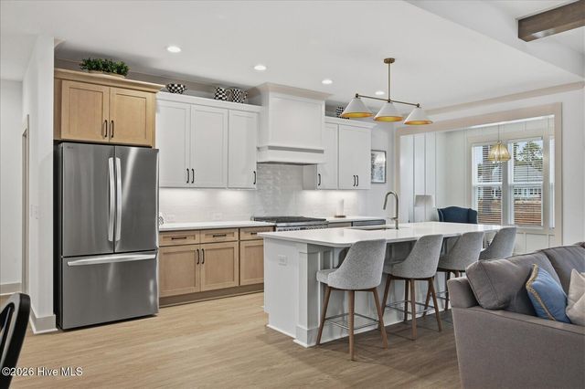 678 Breezewood Drive SE, Bolivia, NC 28422