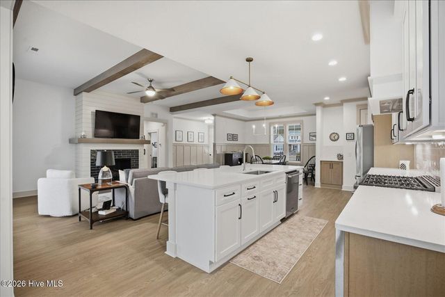 678 Breezewood Drive SE, Bolivia, NC 28422