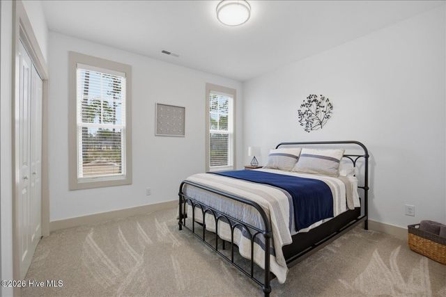 678 Breezewood Drive SE, Bolivia, NC 28422