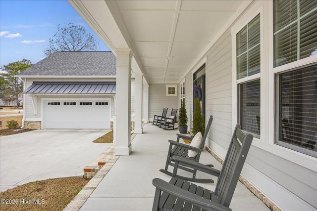 678 Breezewood Drive SE, Bolivia, NC 28422