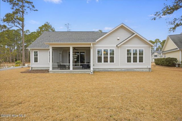 678 Breezewood Drive SE, Bolivia, NC 28422