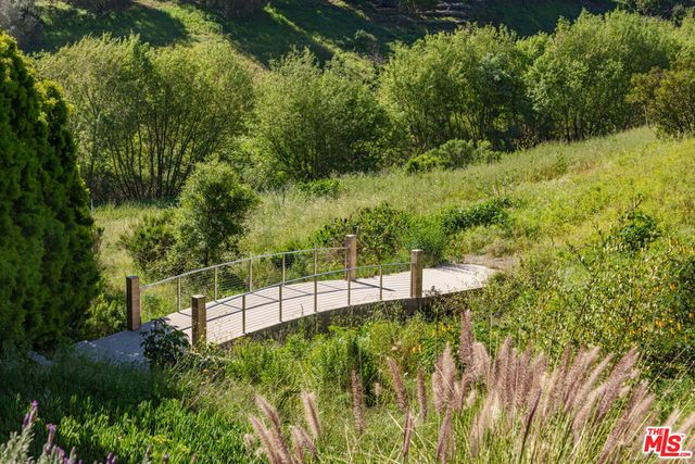 28850 Boniface Drive, Malibu, CA 90265