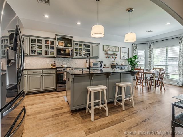 9501 E 92nd Street N, Owasso, OK 74055