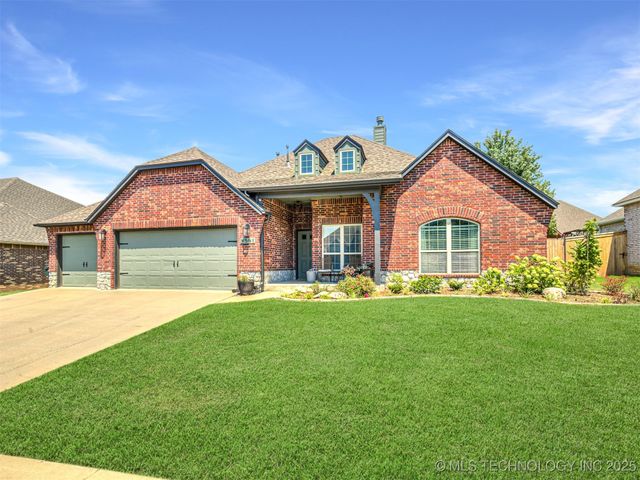 9501 E 92nd Street N, Owasso, OK 74055