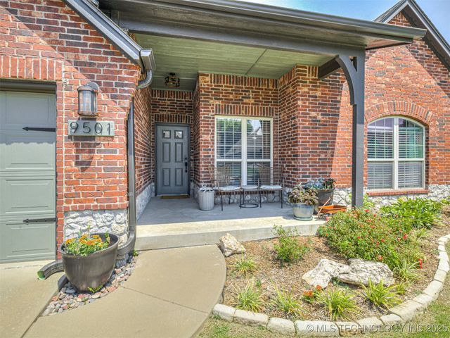 9501 E 92nd Street N, Owasso, OK 74055