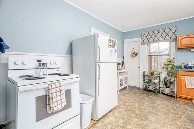 84 Jean St, Gardner, MA 01440