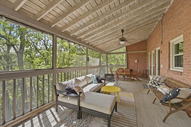 6781 Autumnwood Dr, Nashville, TN 37221