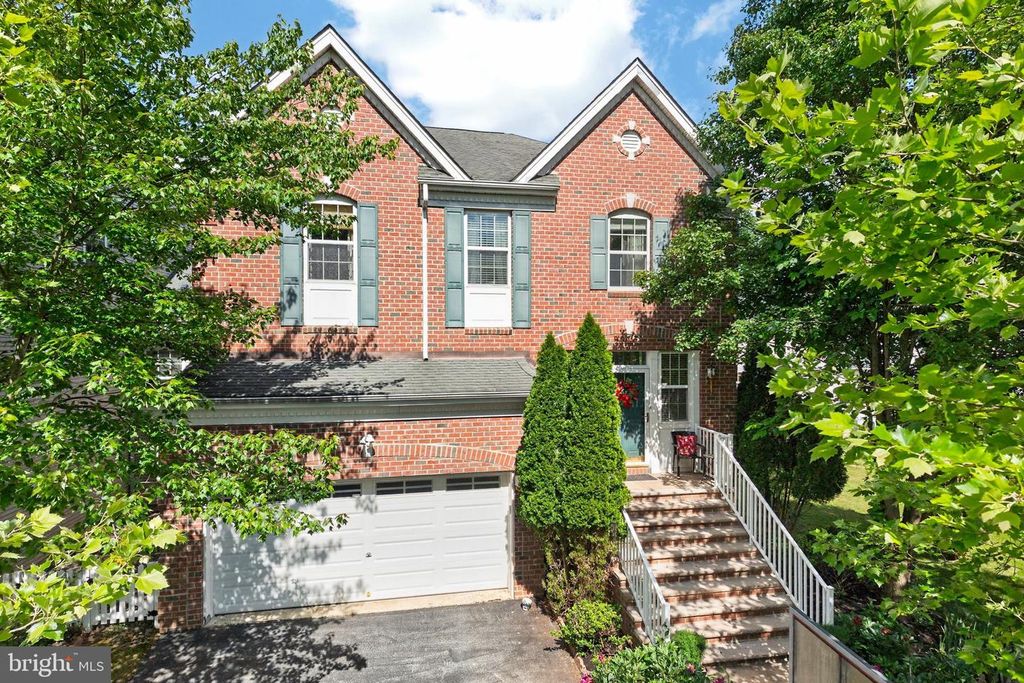 328 DARTMOUTH RD, Chester Springs, PA 19425
