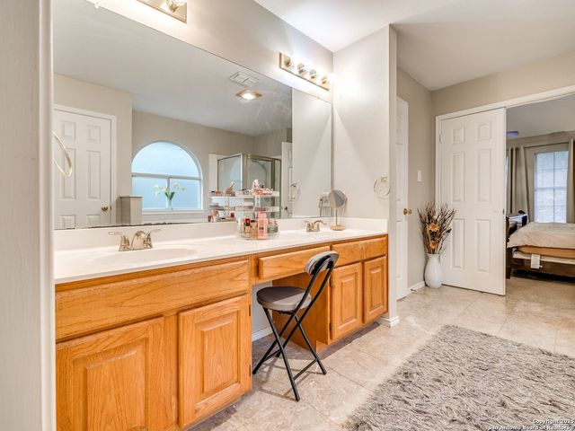 25027 Arrow Glen, San Antonio, TX 78258