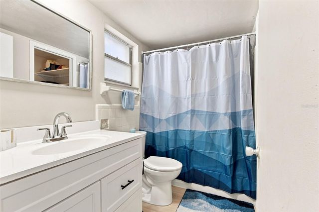 9945 47TH AVENUE N 205, St Petersburg, FL 33708