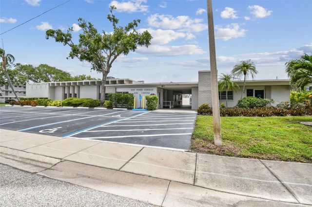 9945 47TH AVENUE N 205, St Petersburg, FL 33708