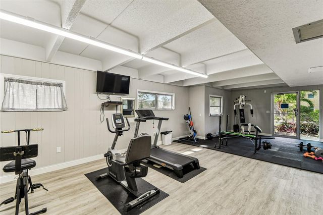 9945 47TH AVENUE N 205, St Petersburg, FL 33708