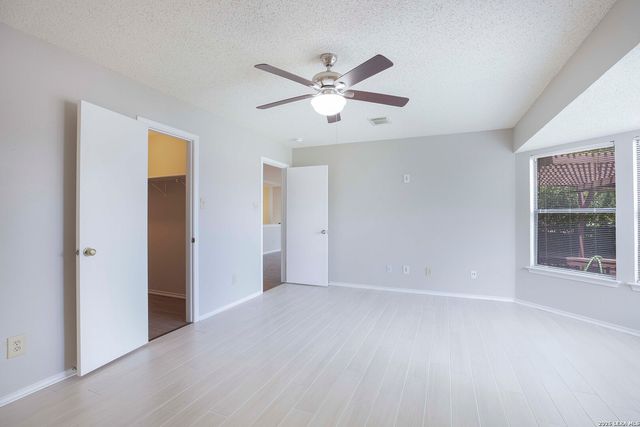 1631 Jasmine, Schertz, TX 78154