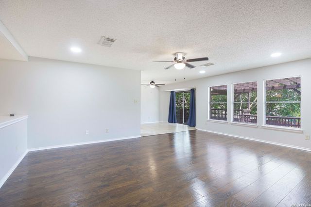 1631 Jasmine, Schertz, TX 78154