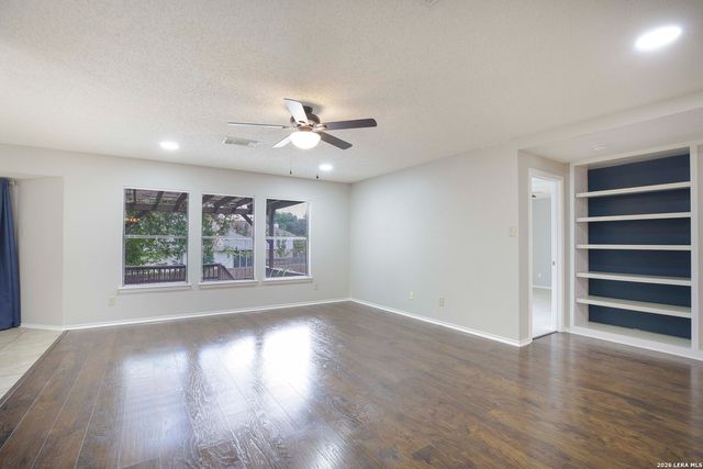 1631 Jasmine, Schertz, TX 78154