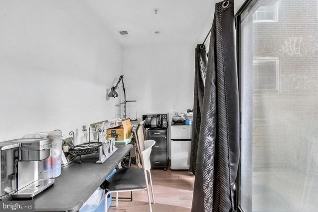 2228 FRANKFORD AVE, Philadelphia, PA 19125