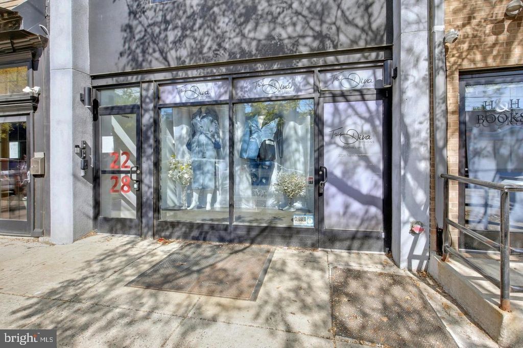 2228 FRANKFORD AVE, Philadelphia, PA 19125