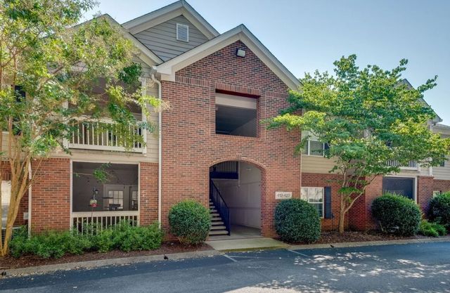 6820 Highway 70 S Apt 419, Nashville, TN 37221