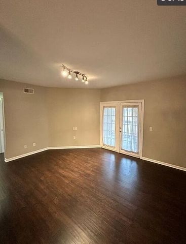 6820 Highway 70 S Apt 419, Nashville, TN 37221