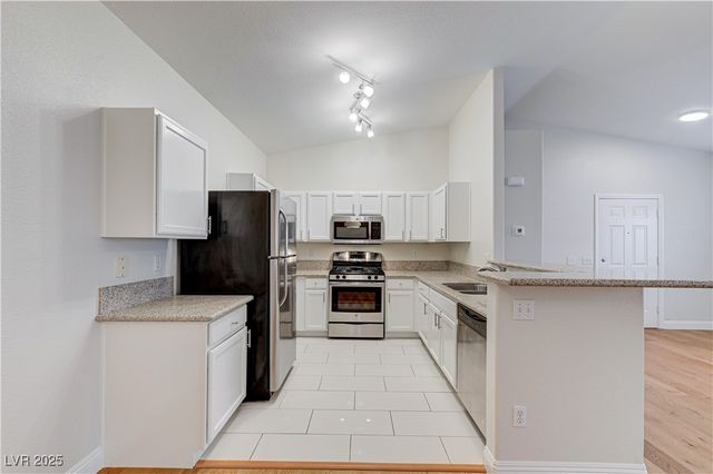 2052 Gravel Hill Street 201, Las Vegas, NV 89117