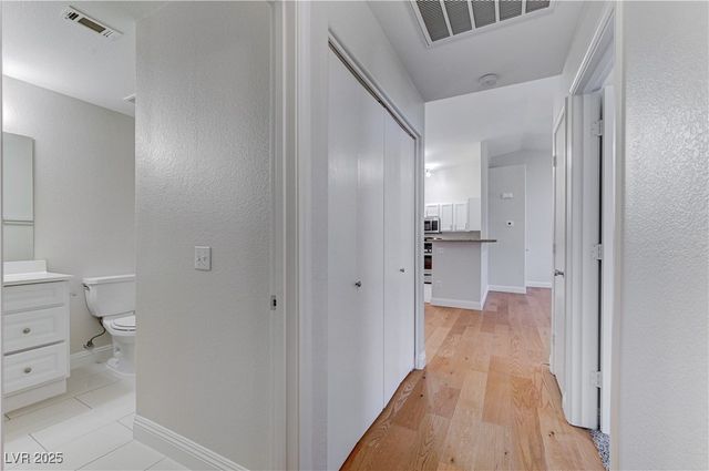 2052 Gravel Hill Street 201, Las Vegas, NV 89117