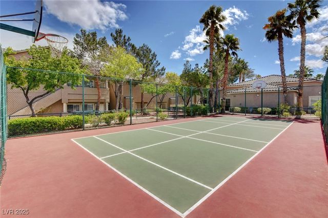 2052 Gravel Hill Street 201, Las Vegas, NV 89117