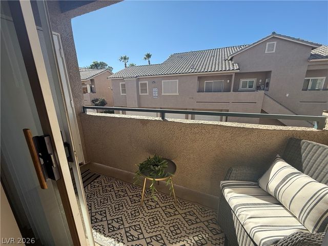 2052 Gravel Hill Street 201, Las Vegas, NV 89117