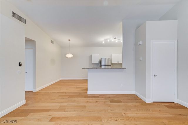 2052 Gravel Hill Street 201, Las Vegas, NV 89117