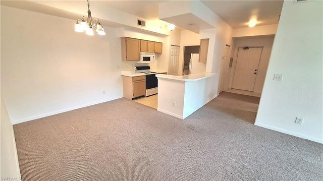 4645 Saint Croix LN 1324, Naples, FL 34109