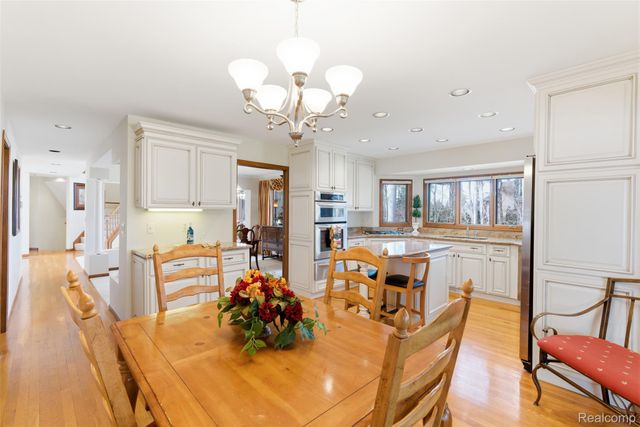 5306 Hidden Pines Court, Genoa Township, MI 48116