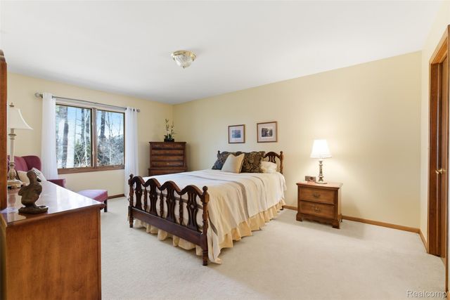 5306 Hidden Pines Court, Genoa Township, MI 48116