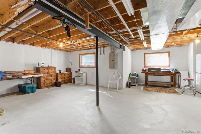 5306 Hidden Pines Court, Genoa Township, MI 48116