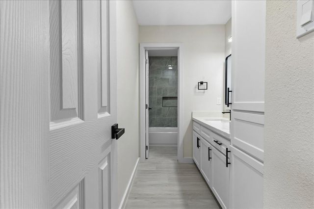 13414 Ravensway Drive, Cypress, TX 77429