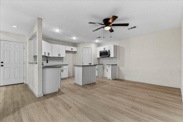13414 Ravensway Drive, Cypress, TX 77429